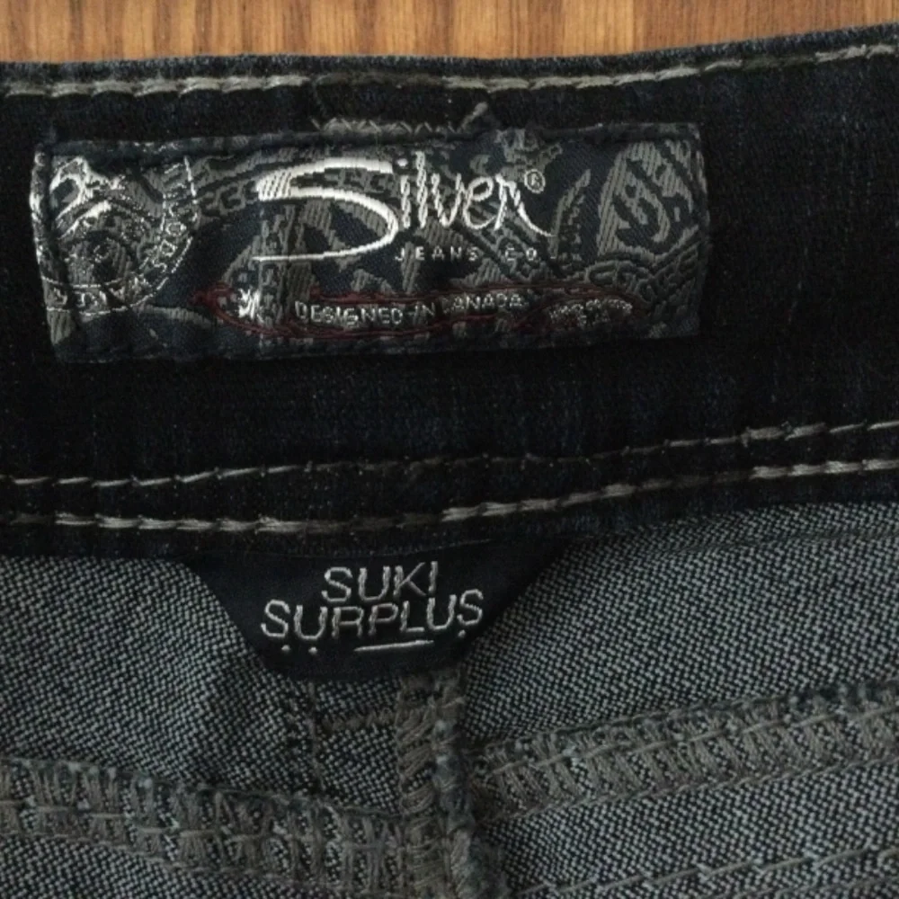 Silver Jeans - Picture 9 of 9